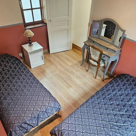Le Petit Conte - Maison Calme En Centre Ville Sées Kültér fotó