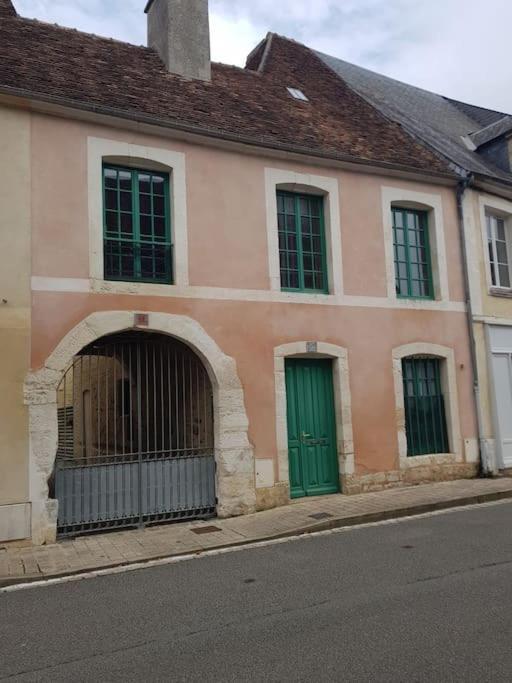 Le Petit Conte - Maison Calme En Centre Ville Sées Kültér fotó
