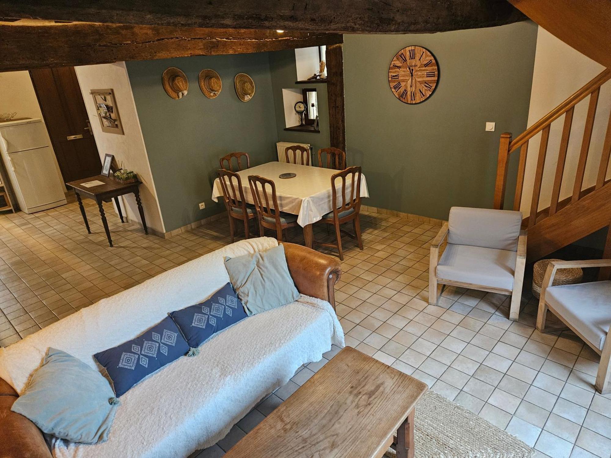Le Petit Conte - Maison Calme En Centre Ville Sées Kültér fotó
