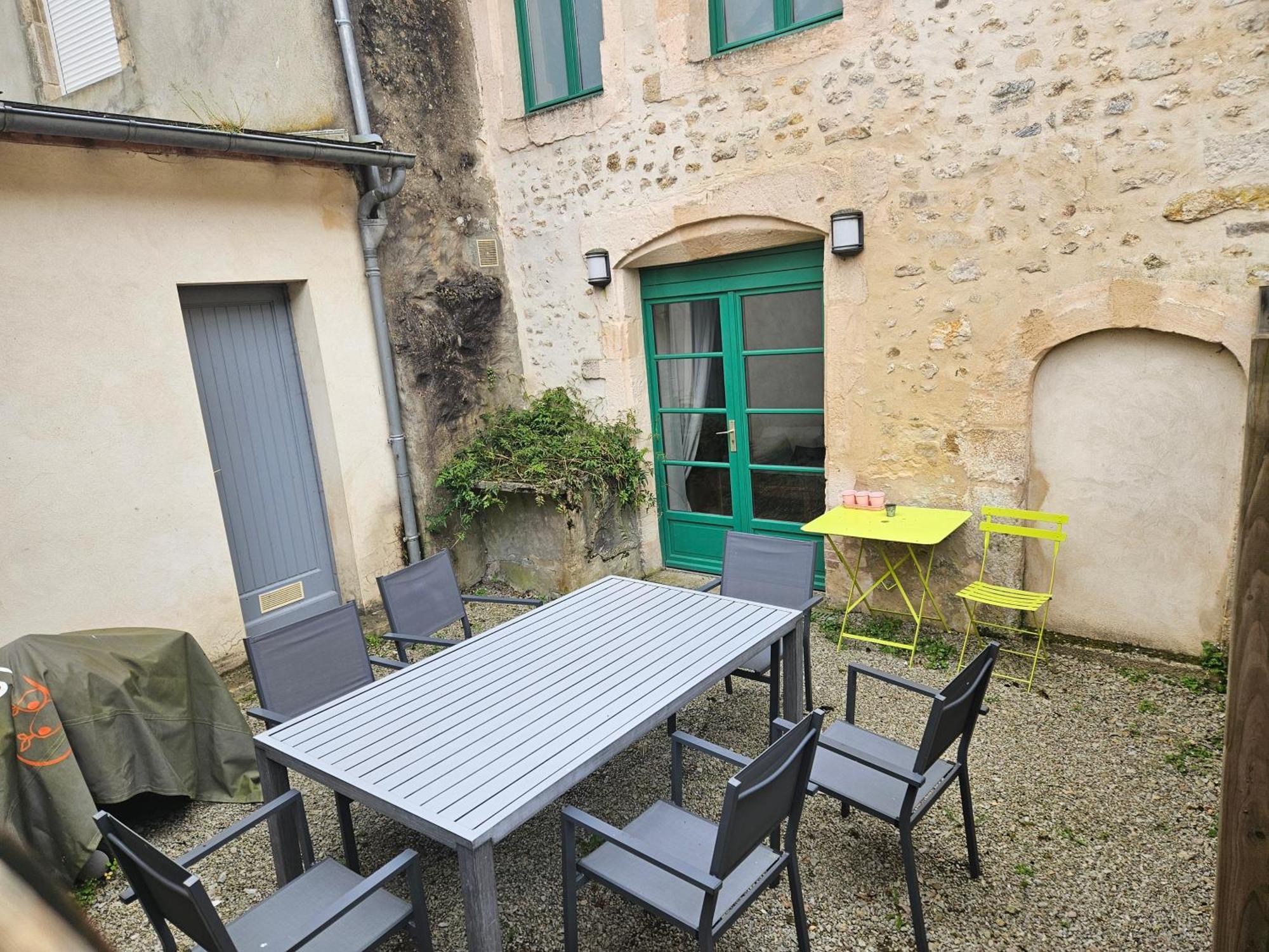 Le Petit Conte - Maison Calme En Centre Ville Sées Kültér fotó